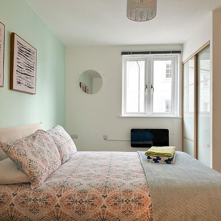 Luxury 2 Bedroom City Centre Apartment - Secure Parking - Amazing Location! Canterbury Exterior foto