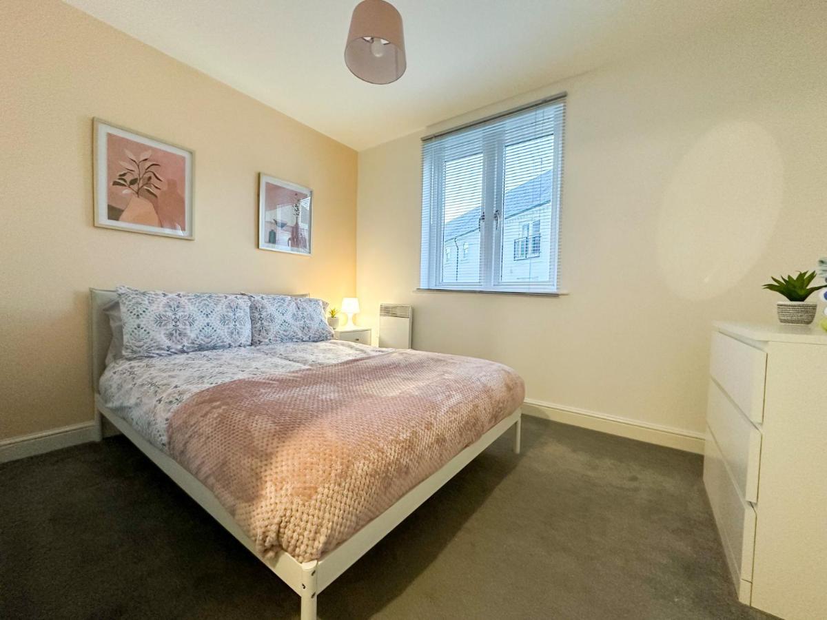 Luxury 2 Bedroom City Centre Apartment - Secure Parking - Amazing Location! Canterbury Exterior foto