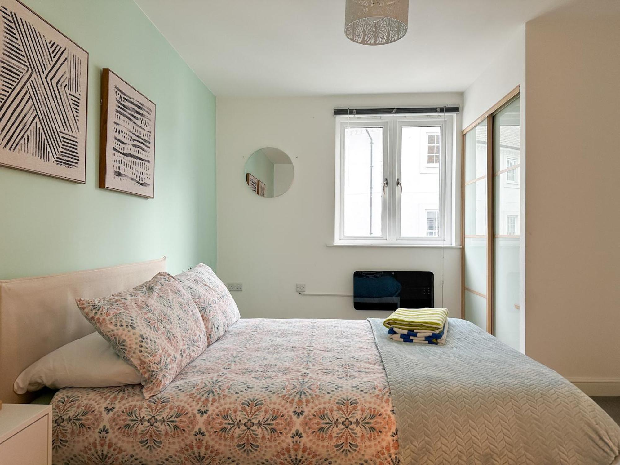 Luxury 2 Bedroom City Centre Apartment - Secure Parking - Amazing Location! Canterbury Exterior foto